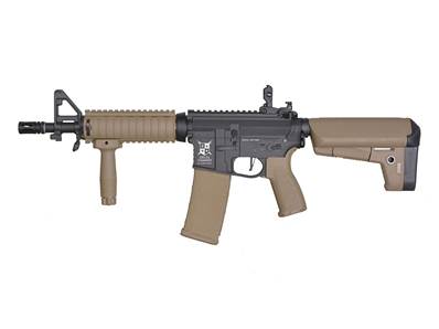 Delta Armory M4 CQB-R Noir / Tan Bravo AEG 1.2J Pack complet